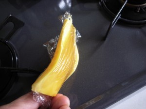 蜜蝋を火にかける