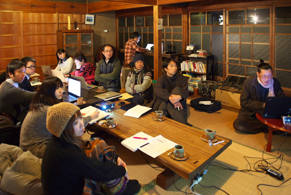座学は聞いて貰えたが、この後 嫌な汗が沢山出ることを右の彼はまだ知らない...