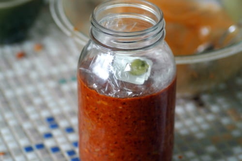 最後にカビ防止のワサビをのせて完成