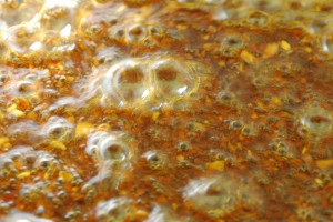 一気に赤くなる。焦げないように気をつける。